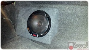 woofer alpine chevrolet corvette