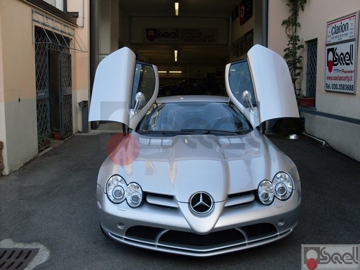 Installazione antifurto satellitare Mercedes SLR
