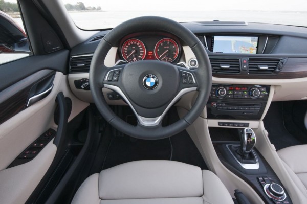 bmw-x1-restyling-interni