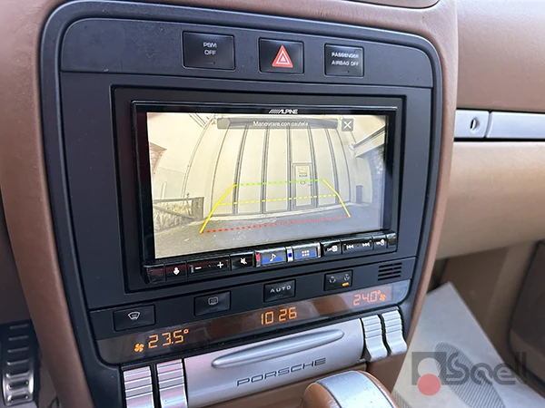 retrocamera-alpine-porsche-cayenne-9pa-2