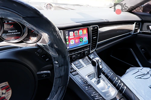 apple carplay porsche panamera

