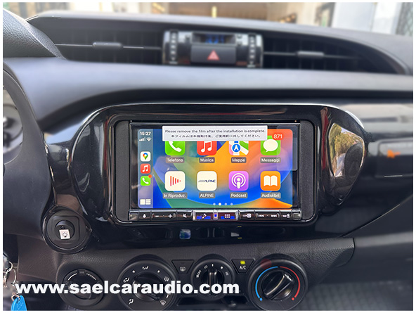 alpine-ilx-705d-toyota-hilux-num1