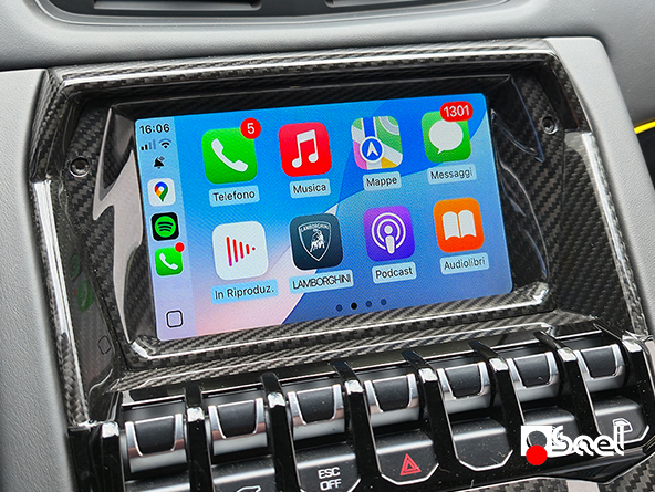 Apple CarPlay su Lamborghini Aventador SVJ