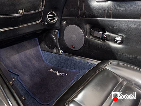Front speaker Chevrolet Corvette Stingray