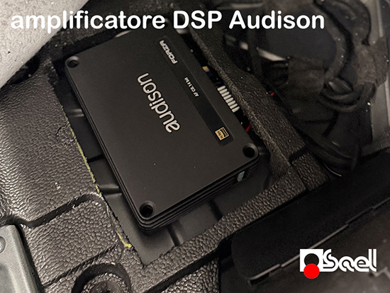 Amplificatore asp Audison Forza su Porsche 992 Targa